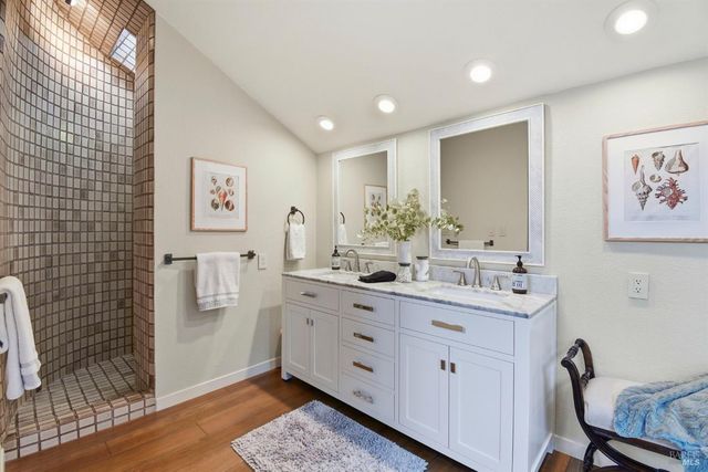 4730 Woodcliff Ct, Santa Rosa, CA 95405