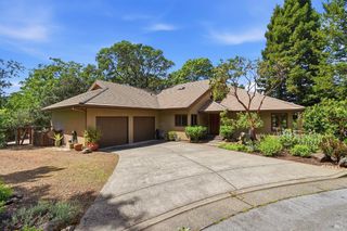 4730 Woodcliff Ct, Santa Rosa, CA 95405