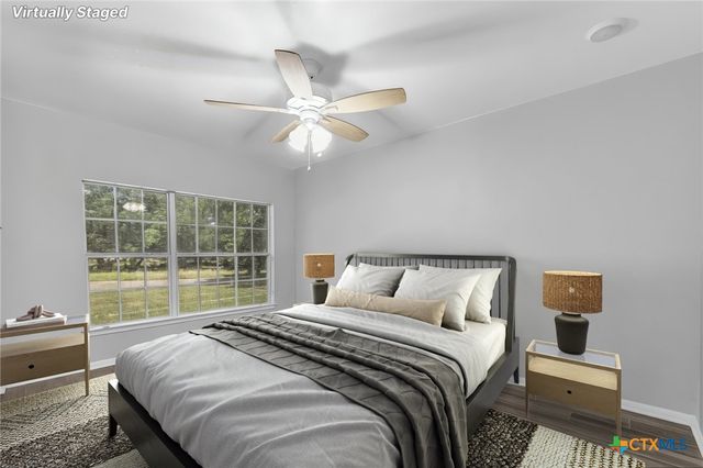 7 Market Loop, Morgans Point Resort, TX 76513