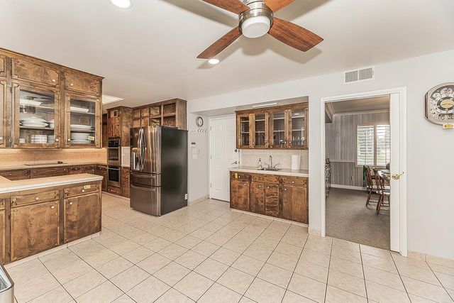 1572 W Millbrae Avenue, Fresno, CA 93711