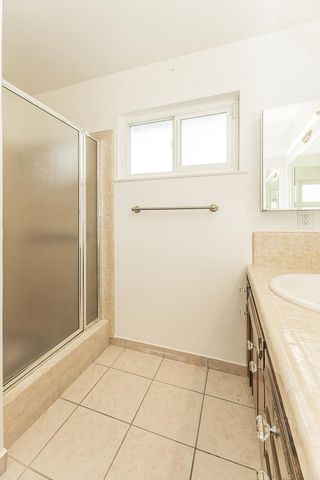 1572 W Millbrae Avenue, Fresno, CA 93711