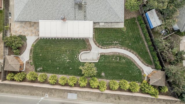 1572 W Millbrae Avenue, Fresno, CA 93711