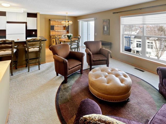 16446 Timber Crest Drive SE, Prior Lake, MN 55372