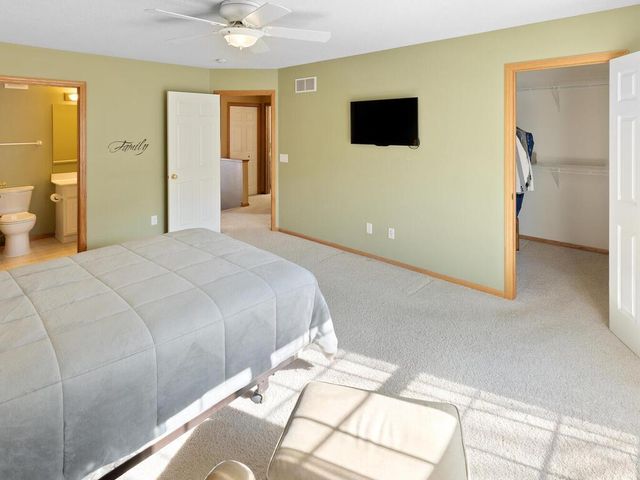 16446 Timber Crest Drive SE, Prior Lake, MN 55372