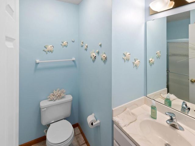 16446 Timber Crest Drive SE, Prior Lake, MN 55372