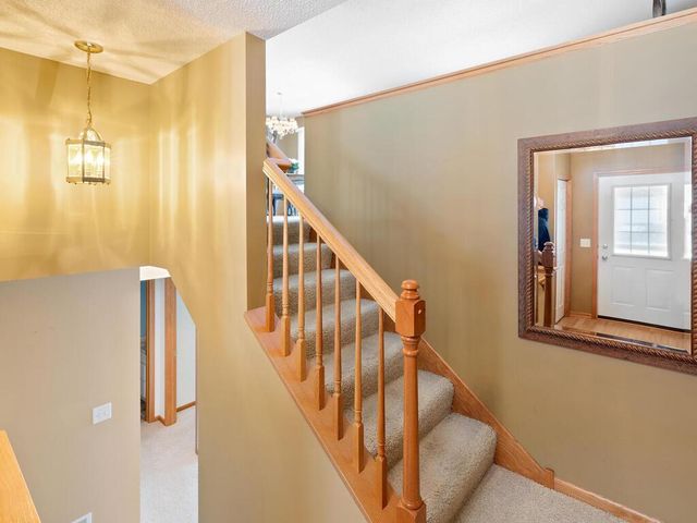 16446 Timber Crest Drive SE, Prior Lake, MN 55372