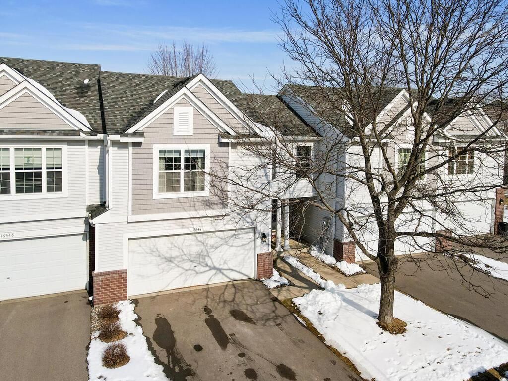 16446 Timber Crest Drive SE, Prior Lake, MN 55372