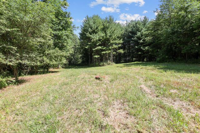 27326 Darl Road, Rockbridge, OH 43149