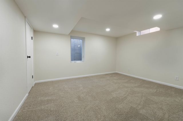 2048 N Mccomas St, Wichita, KS 67203