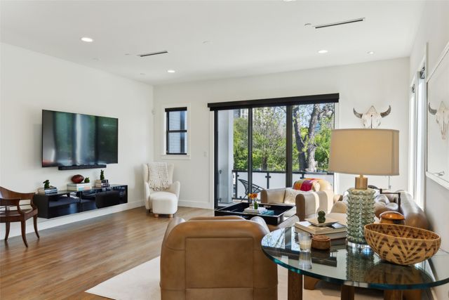 4120 Gilbert Avenue A, Dallas, TX 75219