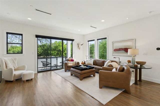 4120 Gilbert Avenue A, Dallas, TX 75219