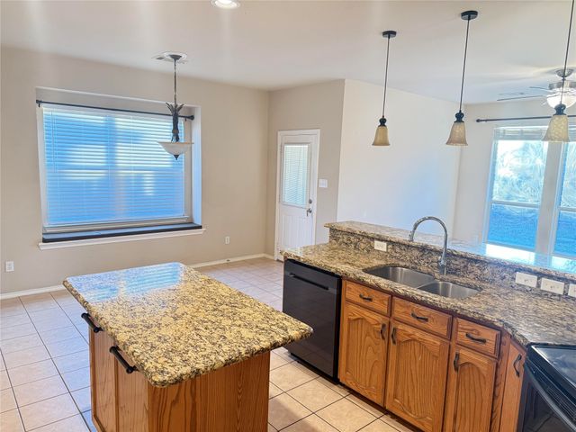 10605 Foothill Drive, Fort Worth, TX 76131