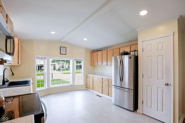 3193 Westpointe Drive, Franklin, IN 46131
