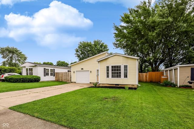 3193 Westpointe Drive, Franklin, IN 46131