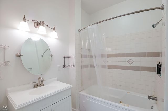 3193 Westpointe Drive, Franklin, IN 46131