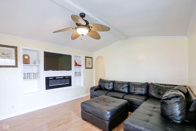 3193 Westpointe Drive, Franklin, IN 46131