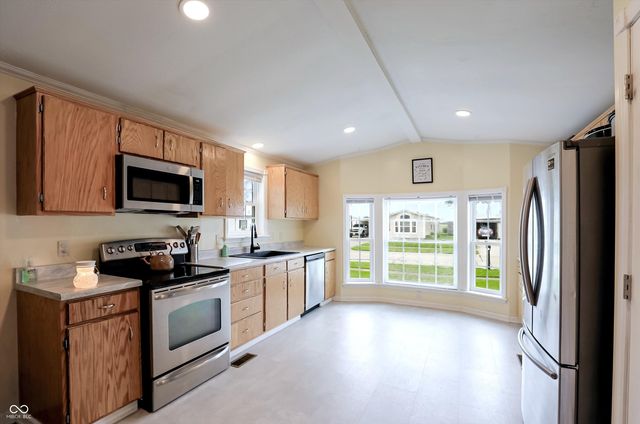 3193 Westpointe Drive, Franklin, IN 46131
