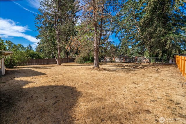 14926 11th Avenue Ct E, Tacoma, WA 98445
