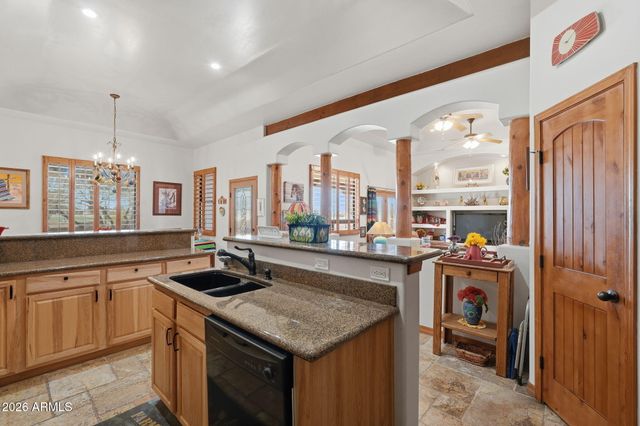 14706 S COUNTRY CLUB Drive, Arizona City, AZ 85123