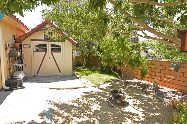 11620 Ridgemark Road, Apple Valley, CA 92308