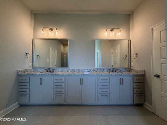 304 High Point Way, Youngsville, LA 70592