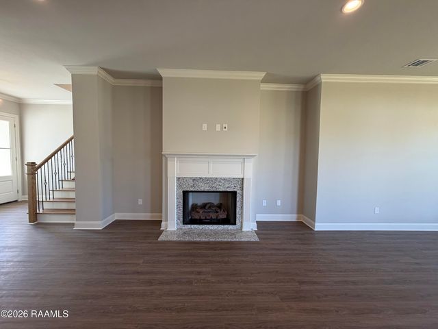 304 High Point Way, Youngsville, LA 70592