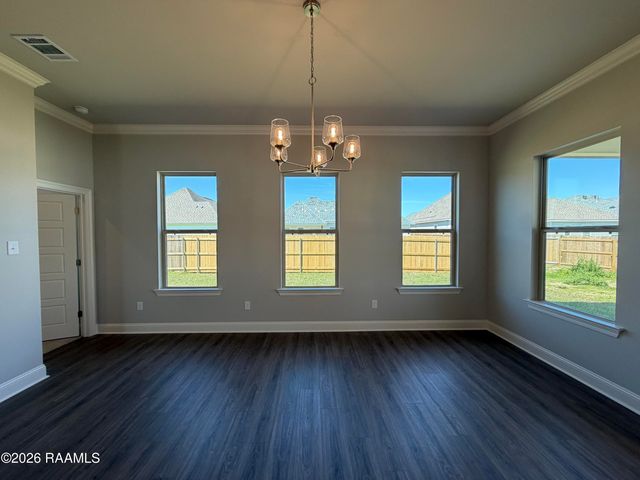 304 High Point Way, Youngsville, LA 70592