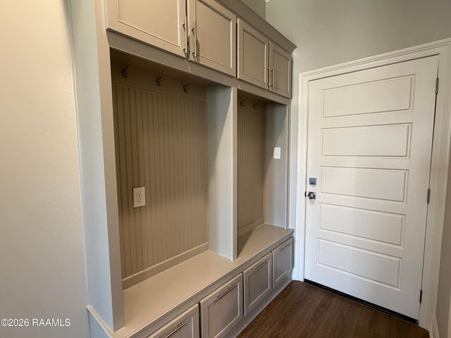 304 High Point Way, Youngsville, LA 70592