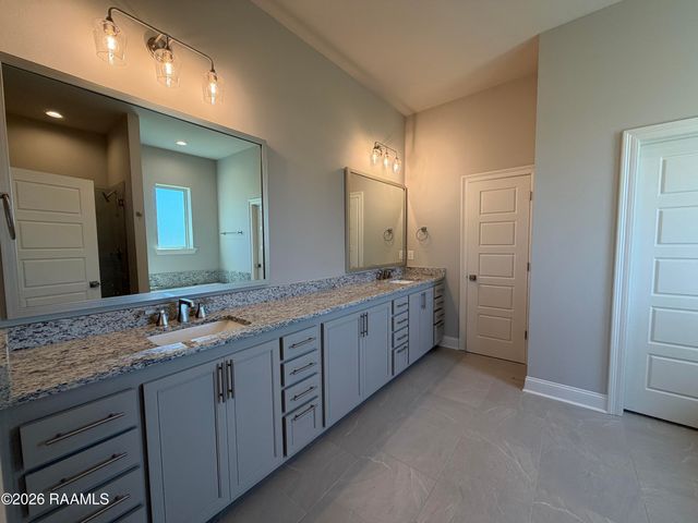 304 High Point Way, Youngsville, LA 70592