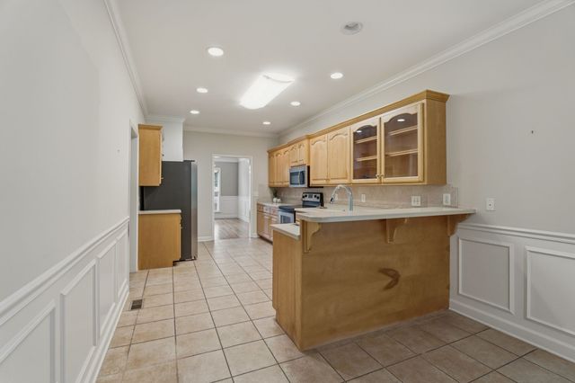 1939 Cliffview Ct, Murfreesboro, TN 37128