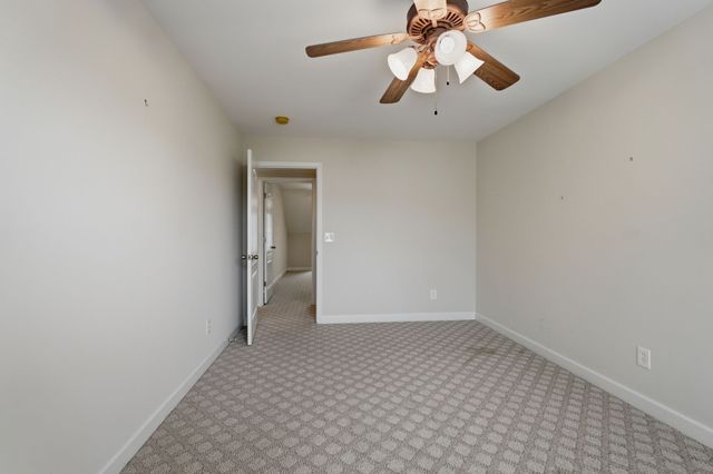 1939 Cliffview Ct, Murfreesboro, TN 37128