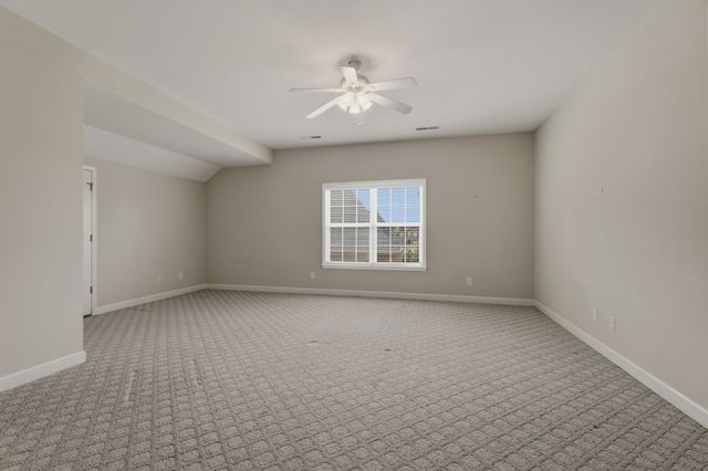 1939 Cliffview Ct, Murfreesboro, TN 37128