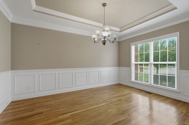 1939 Cliffview Ct, Murfreesboro, TN 37128