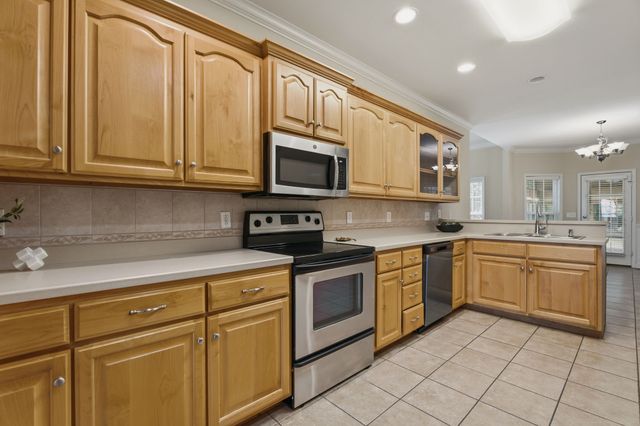 1939 Cliffview Ct, Murfreesboro, TN 37128