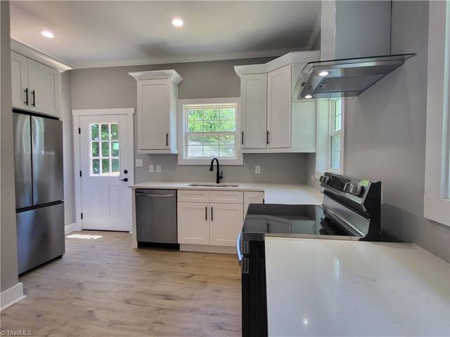 121 W Elm Street, Yadkinville, NC 27055