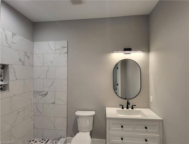121 W Elm Street, Yadkinville, NC 27055