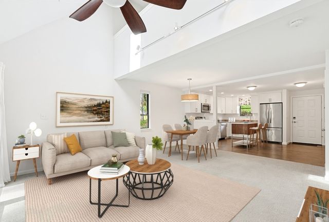 406 Bay Rd 6, Easton, MA 02375