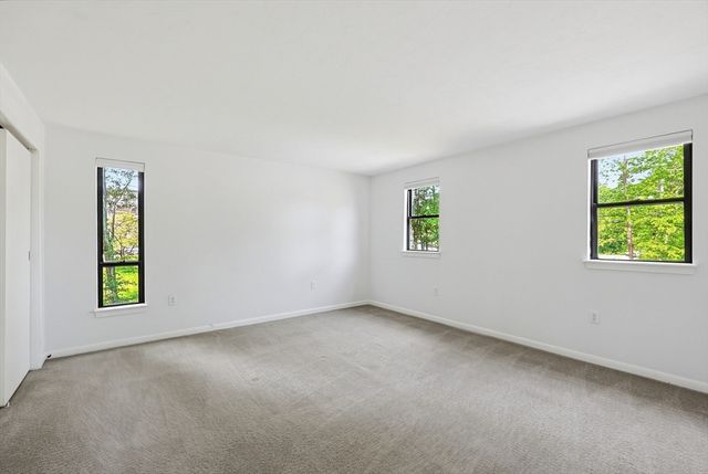 406 Bay Rd 6, Easton, MA 02375