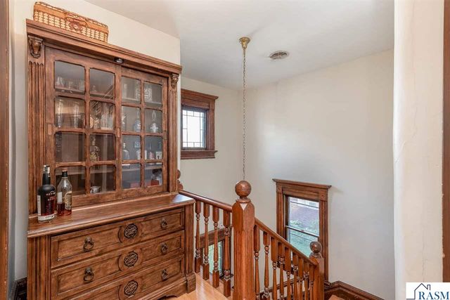 703 N 6th Street, Mankato, MN 56001