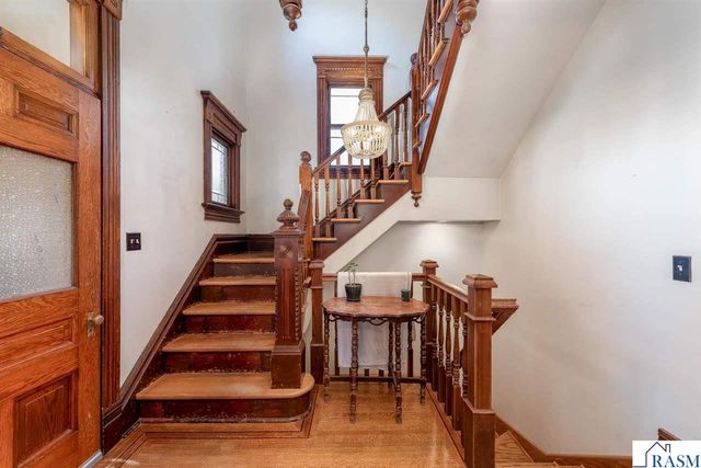 703 N 6th Street, Mankato, MN 56001
