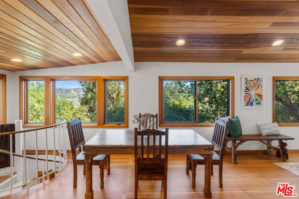 1239 Fernwood Pacific Drive, Topanga, CA 90290 — exterior