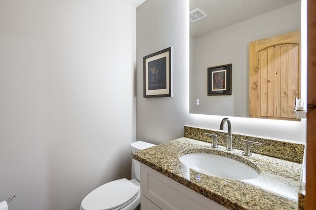 2634 Mountain Tops Road, Blue Ridge, GA 30513
