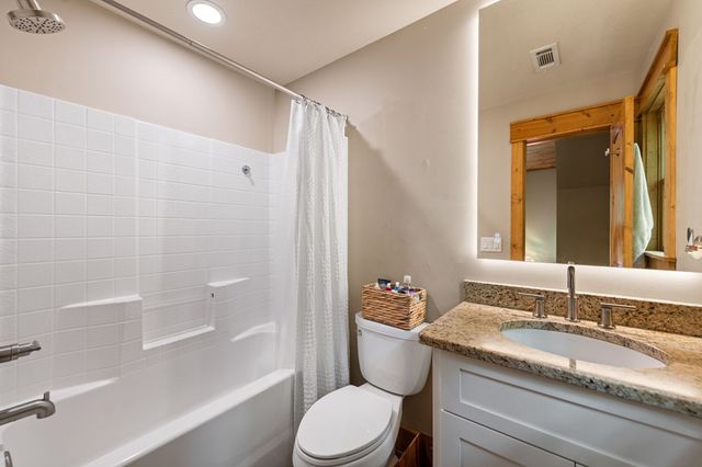 2634 Mountain Tops Road, Blue Ridge, GA 30513