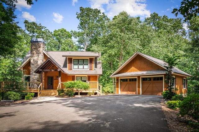 2634 Mountain Tops Road, Blue Ridge, GA 30513
