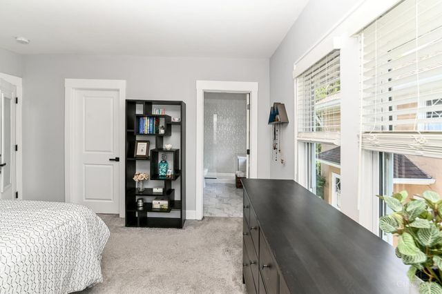 3956 Glencross Avenue, Cincinnati, OH 45217