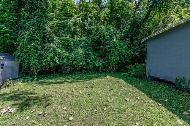 3956 Glencross Avenue, Cincinnati, OH 45217