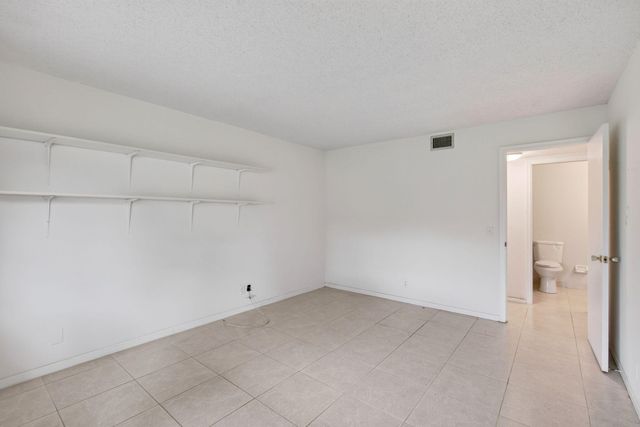 1057 E Circle Terrace, Delray Beach, FL 33445
