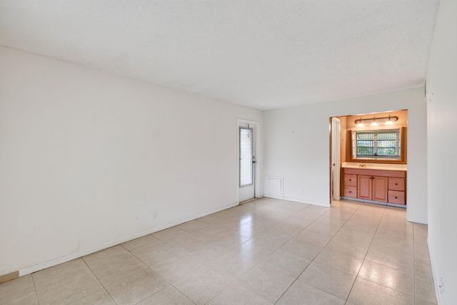 1057 E Circle Terrace, Delray Beach, FL 33445