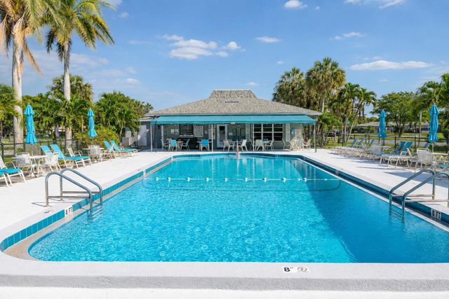 1057 E Circle Terrace, Delray Beach, FL 33445
