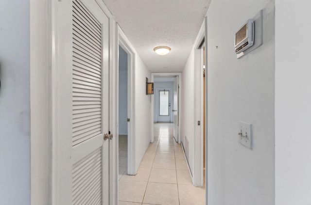 1057 E Circle Terrace, Delray Beach, FL 33445